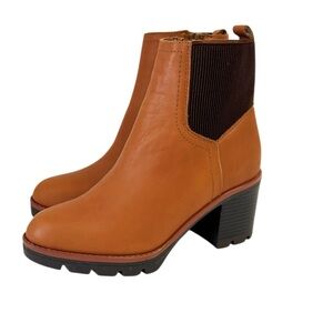 NATURALIZER Verney Cognac Leather Ankle Boots With Zippers Like New! Size 6